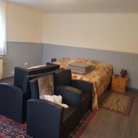 Napfeny Szallo Apartamento Galambok Exterior foto